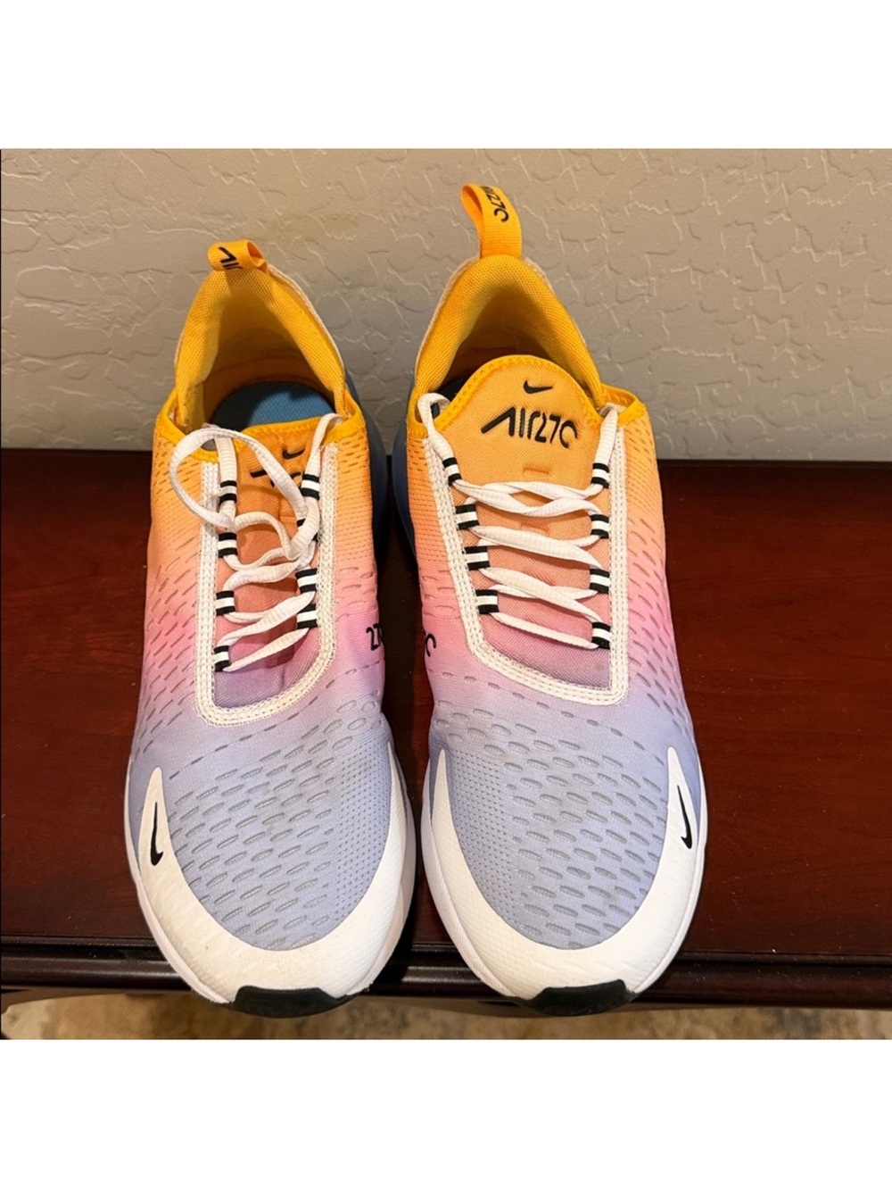 Nike Air Max 270 Summer Gradient University Gold
AH8050-702. Men’s Sz 9.5